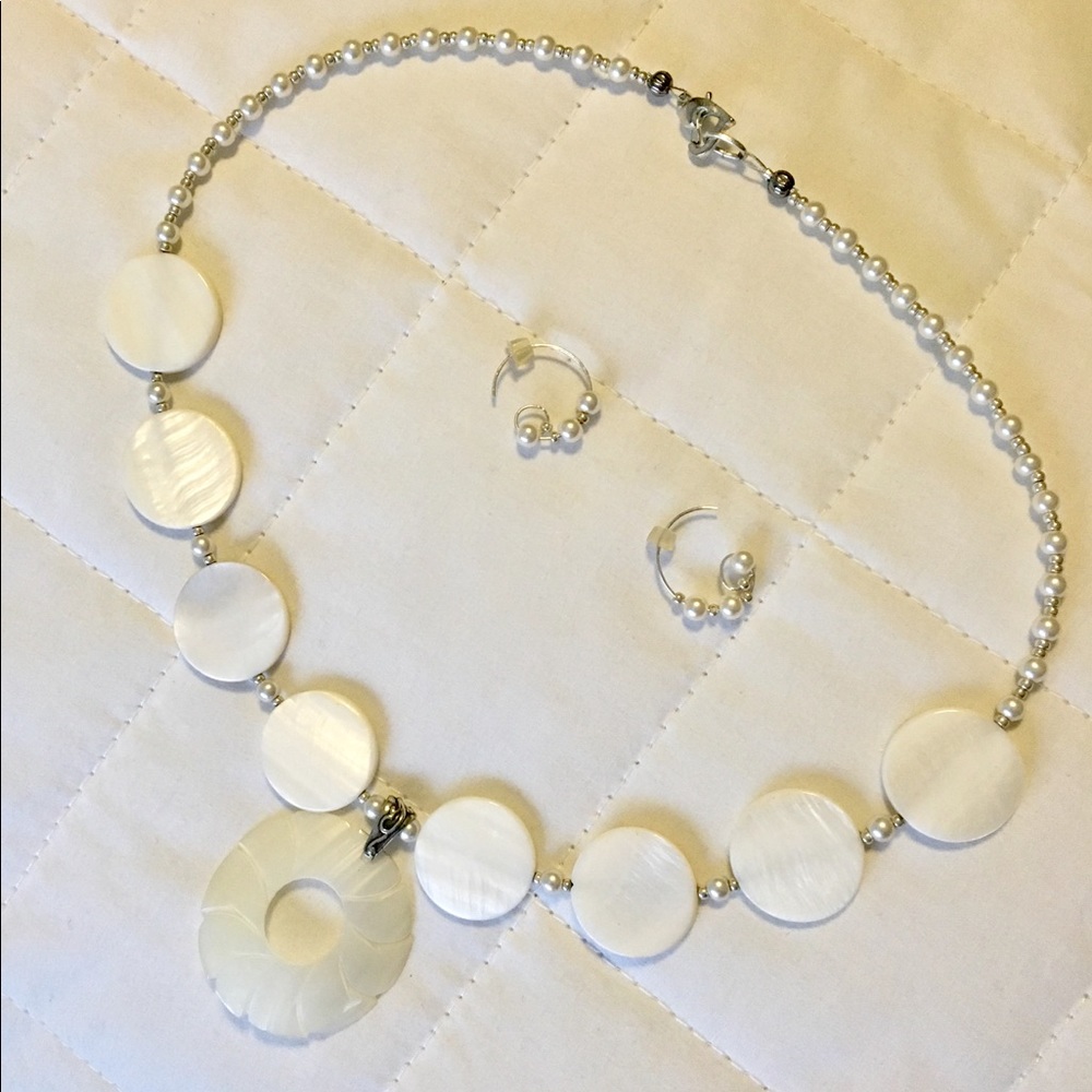 Mother of Pearl necklace set